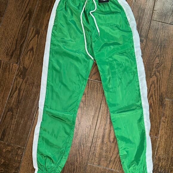 Fashion Nova joggers - Picture 2 of 4